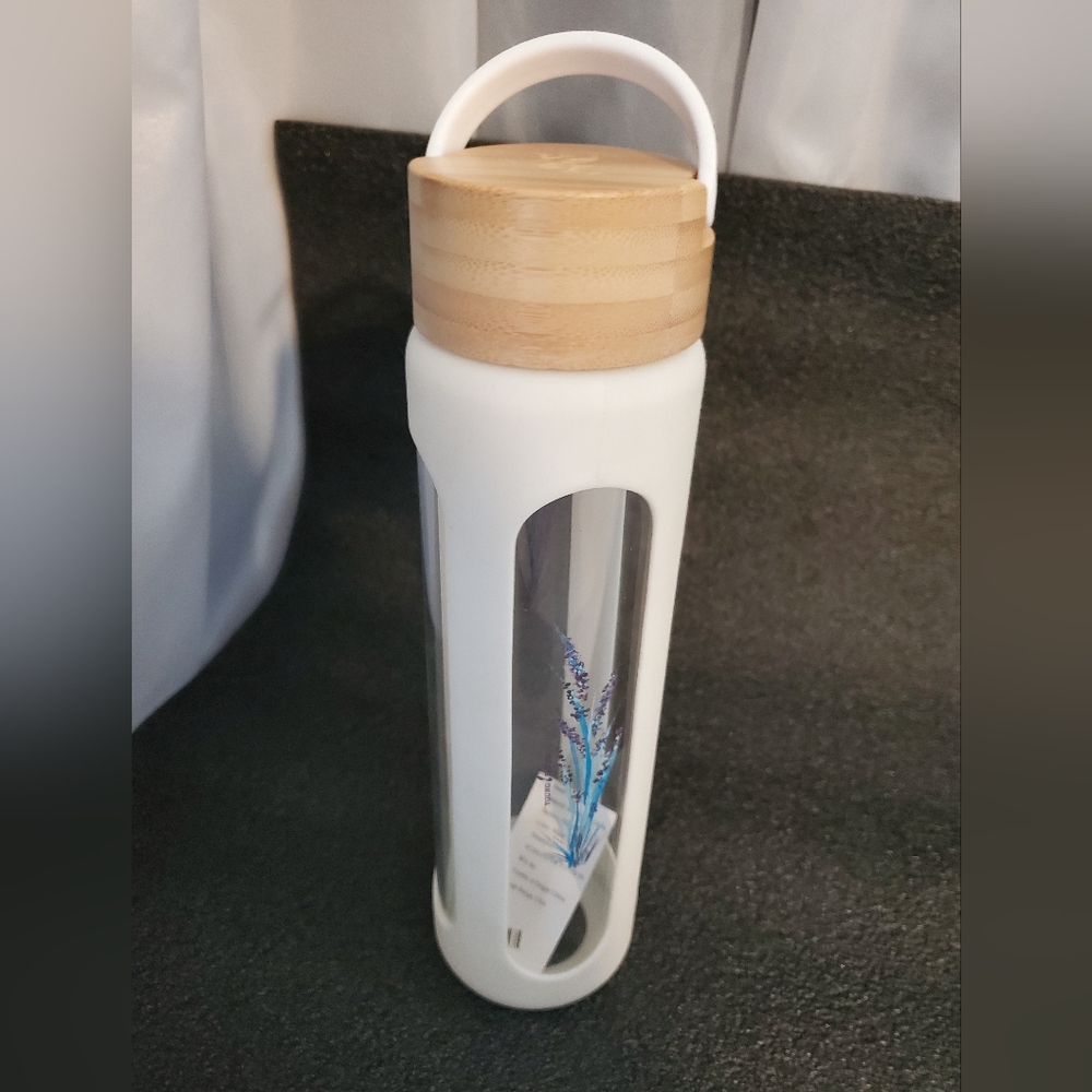 Borosilicate glass water bottle
